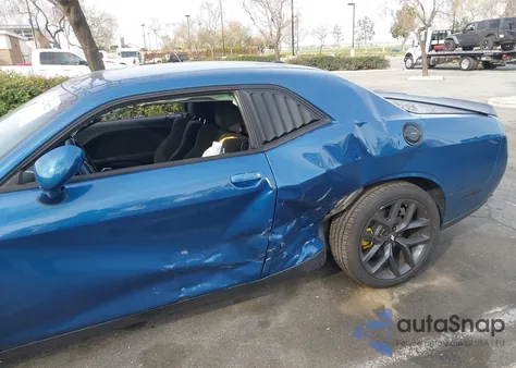 2020 Dodge Challenger Gt z USA, uszkodzony, nr VIN 2C3CDZJG7LH235999
